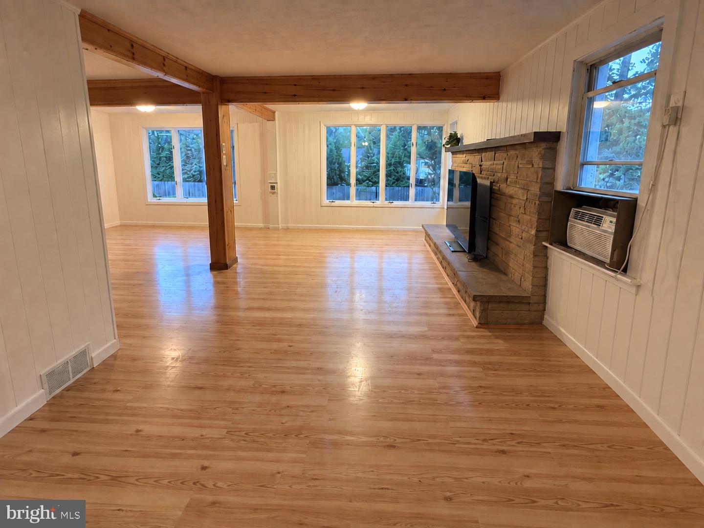 22 Brenwal Ave Property Photo 28