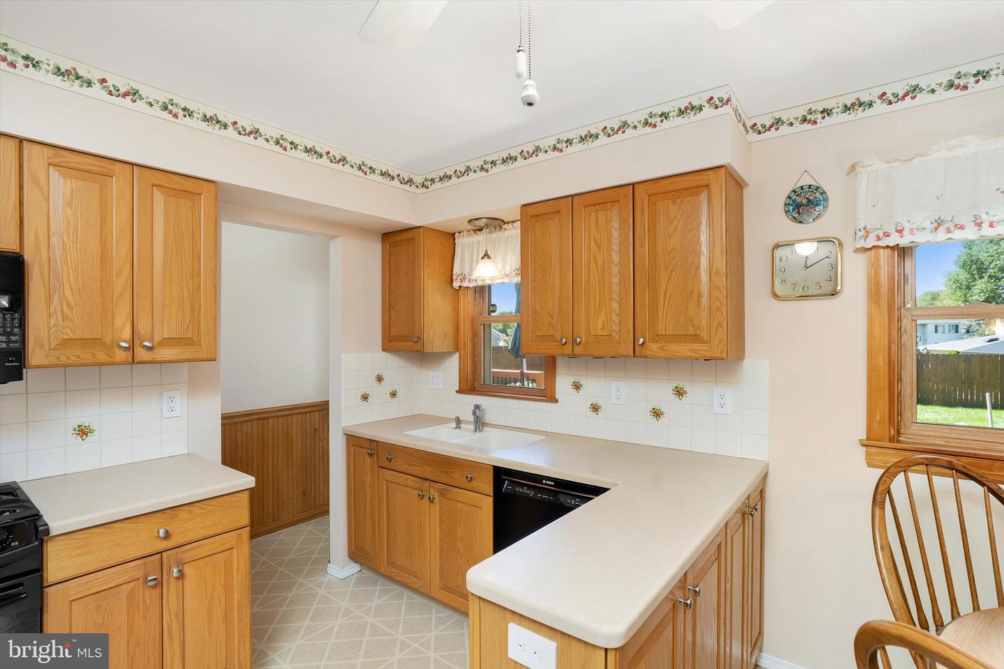 11 Lilac Dr Property Photo 12