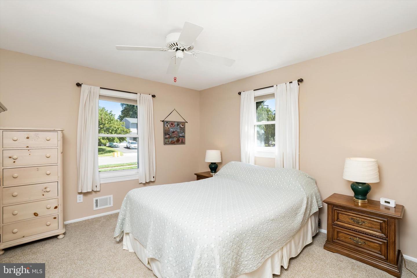 11 Lilac Dr Property Photo 15