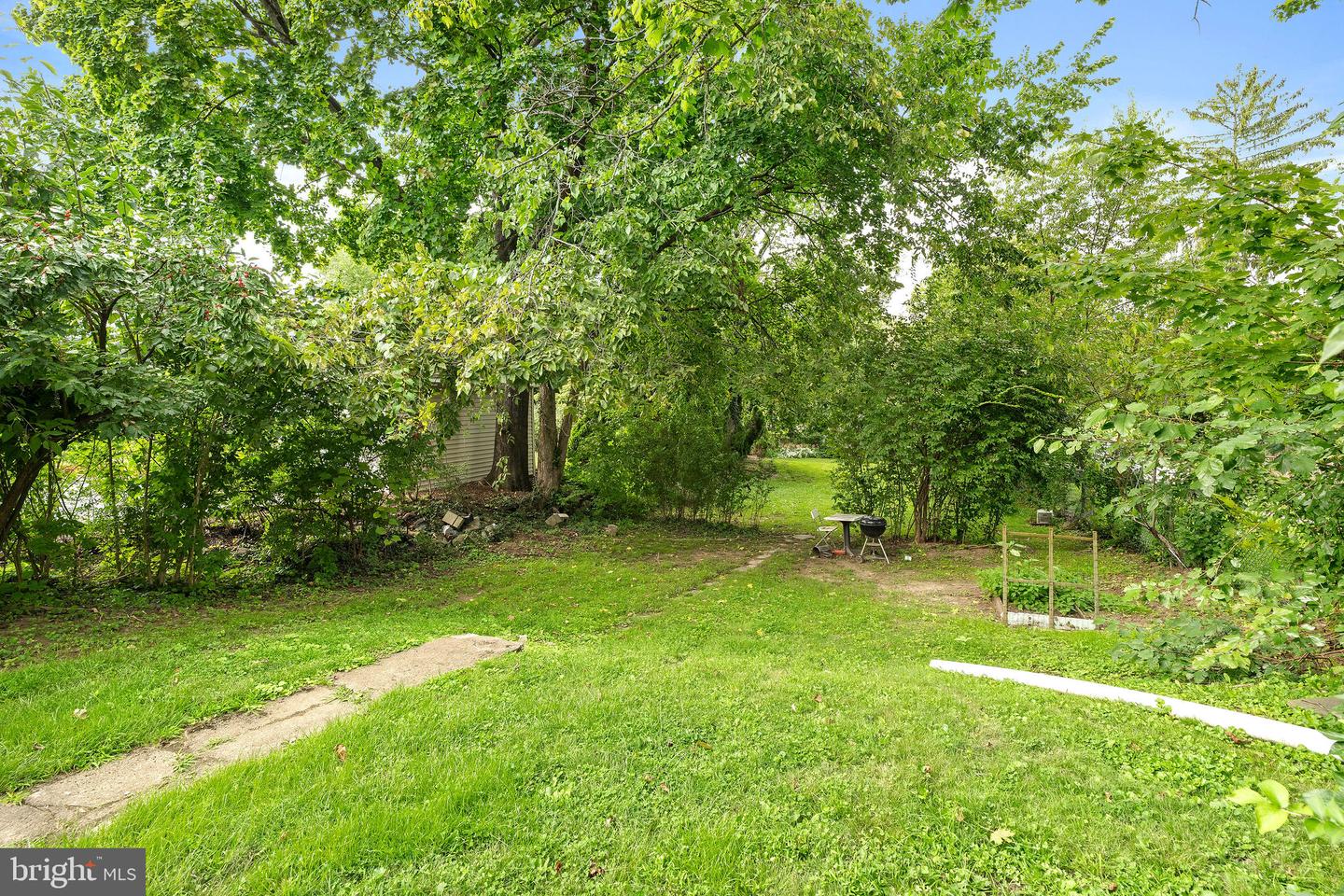 74 Spruce St #4 Property Photo 13