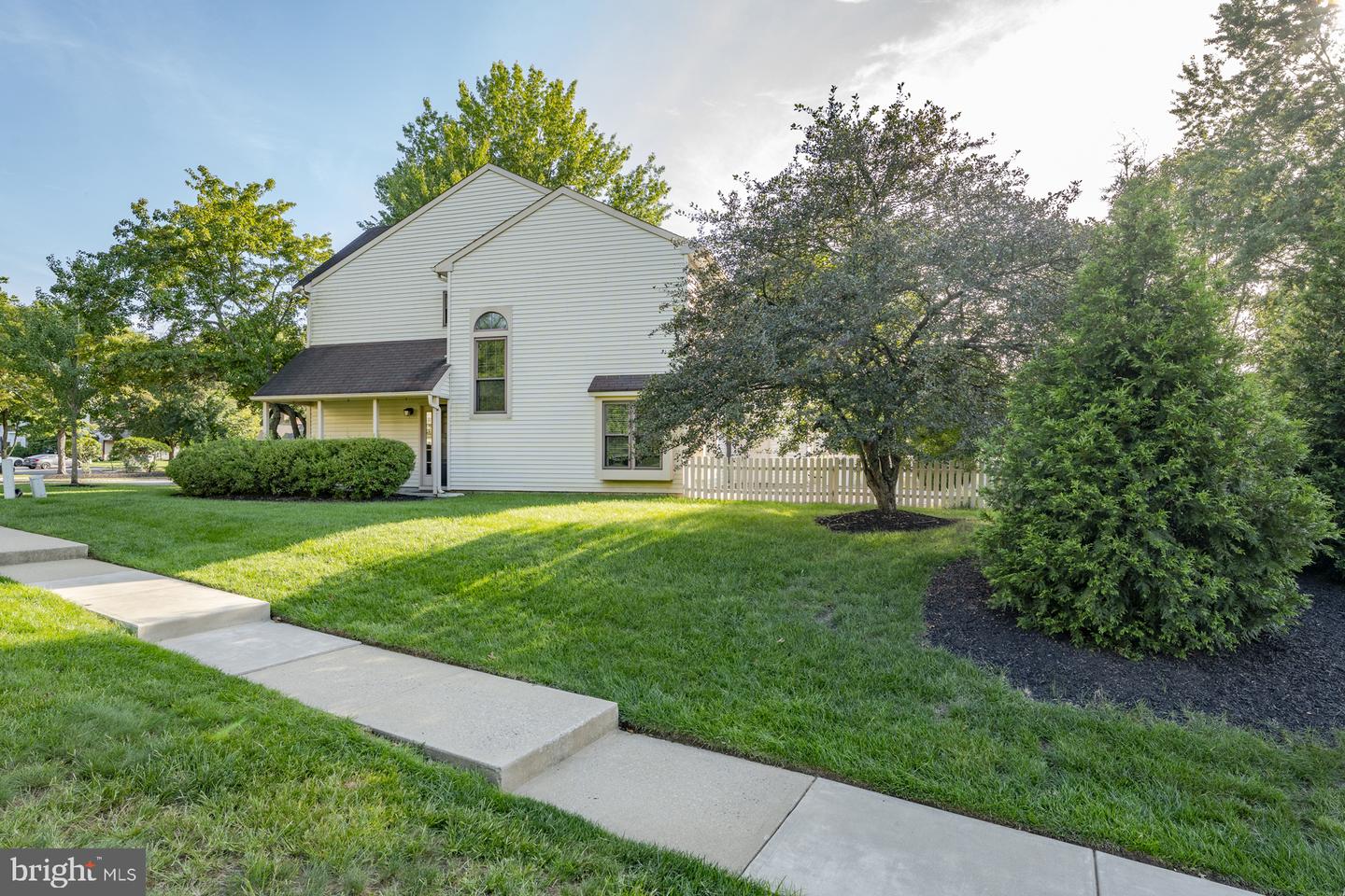 16 Carlyle Ct Property Photo 1