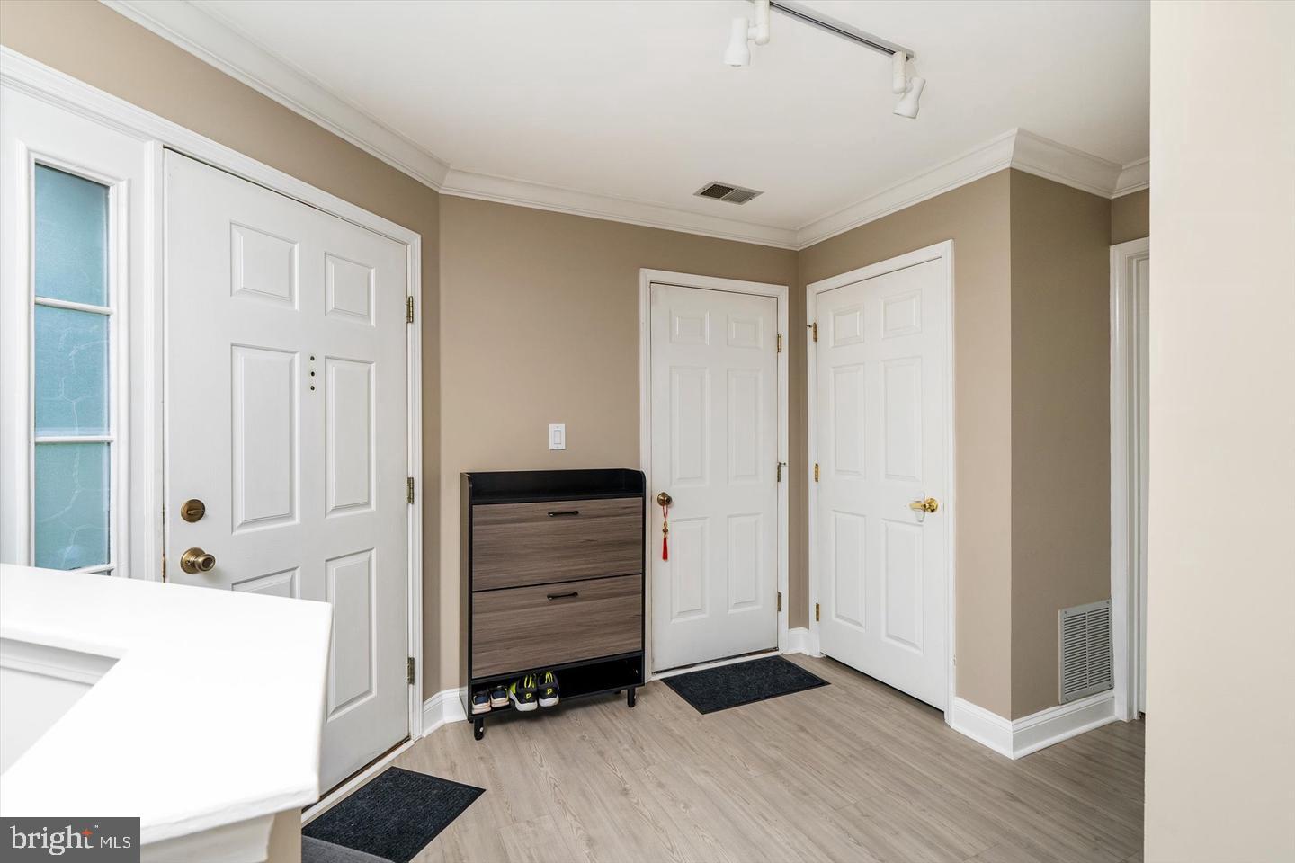 139 Coburn Rd Property Photo 7
