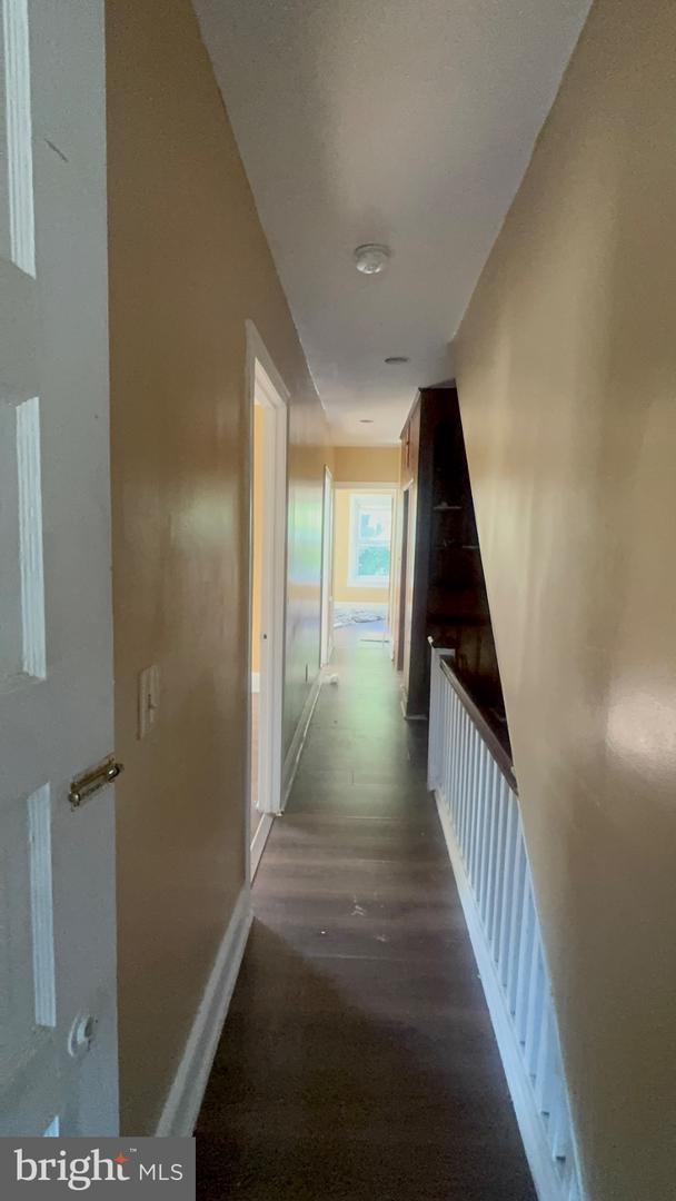 1509 W State St Property Photo 4