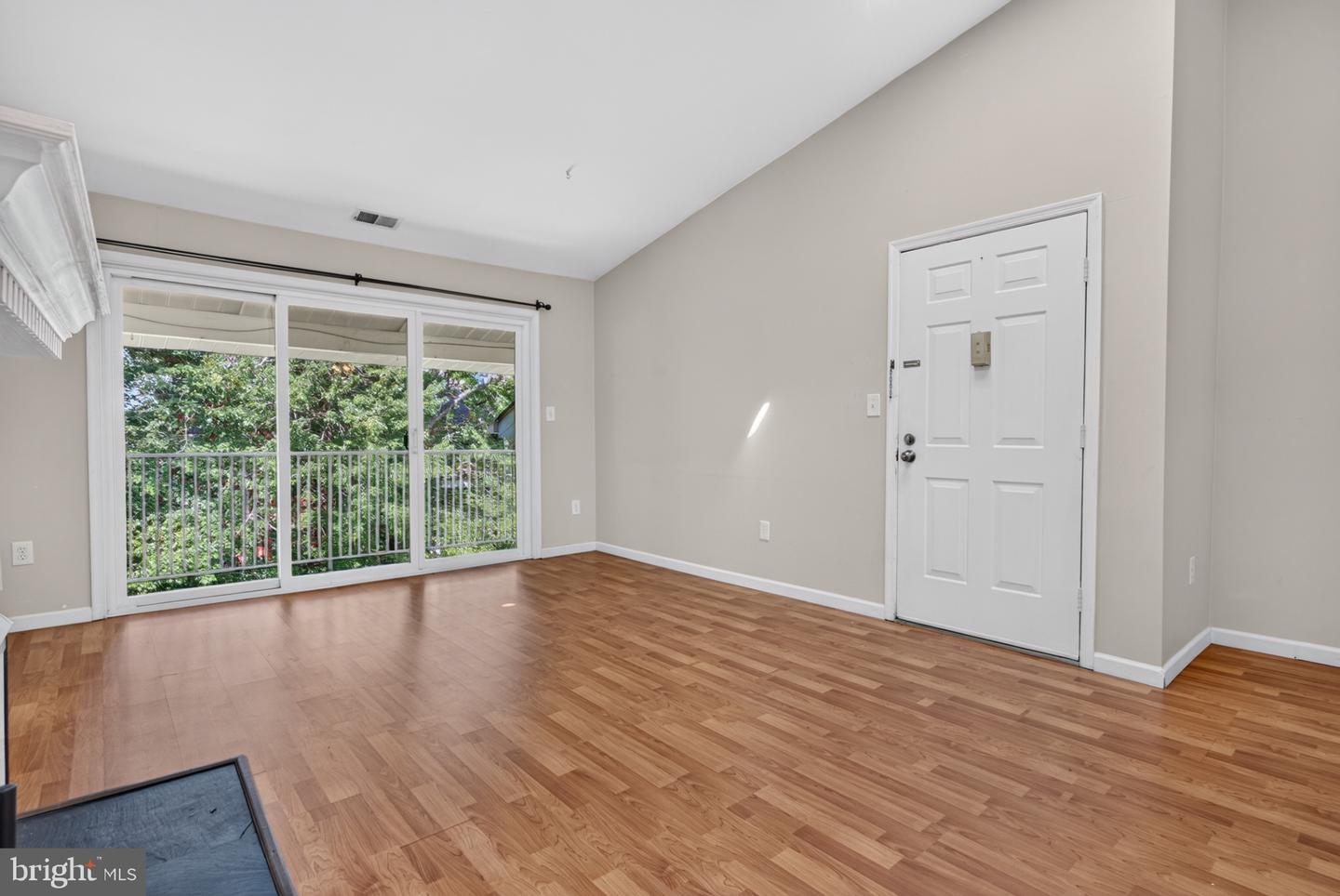 35 Kite Ct Property Photo 3