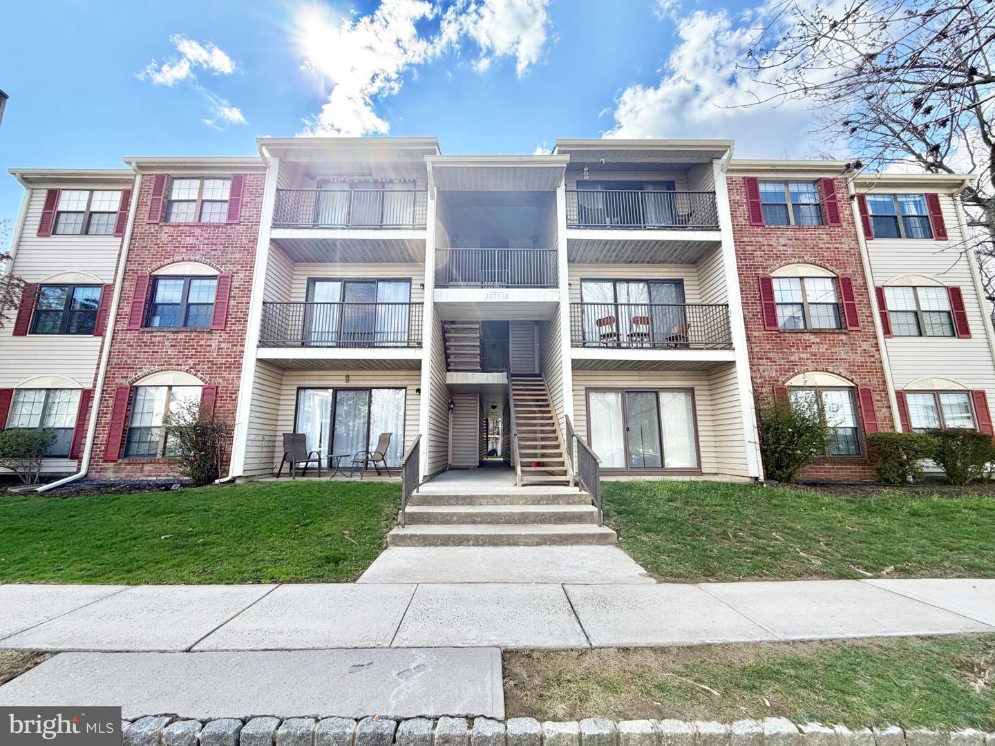 21 Joyner Ct Property Photo 1