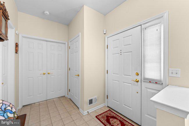 115 Josiah Ln Property Photo 4