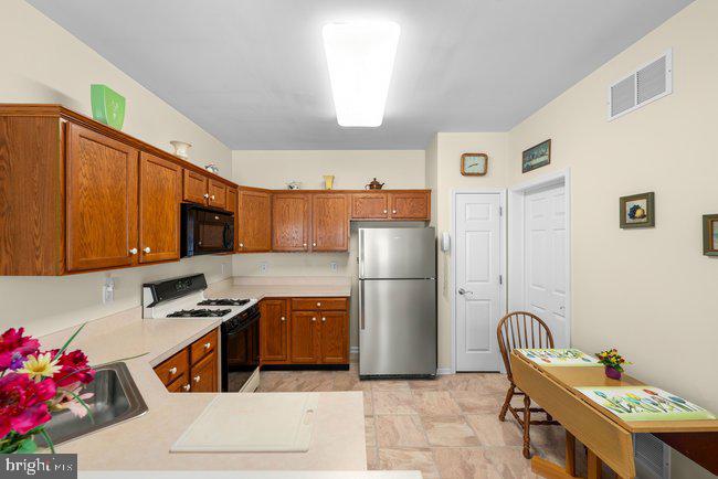 115 Josiah Ln Property Photo 7