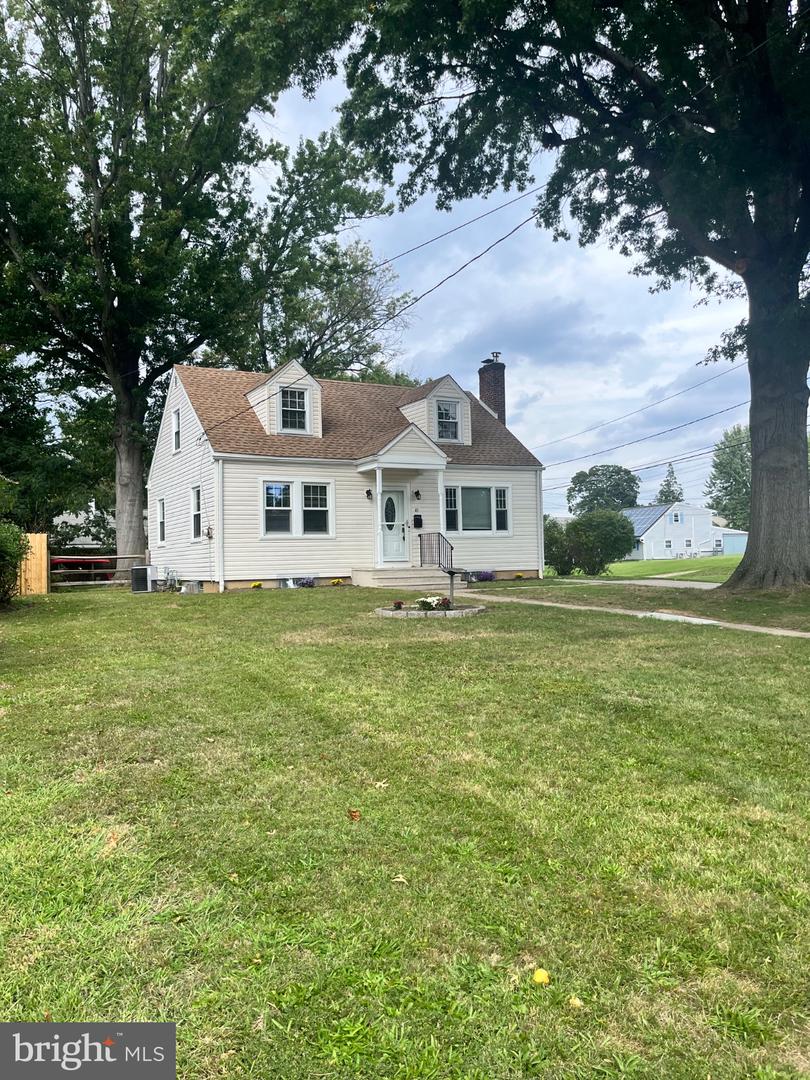 45 RUTLEDGE AVE Property Photo 1
