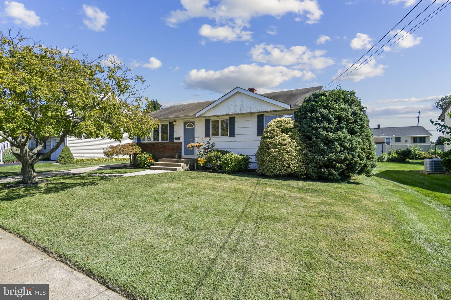 146 GARY DR Property Photo 1