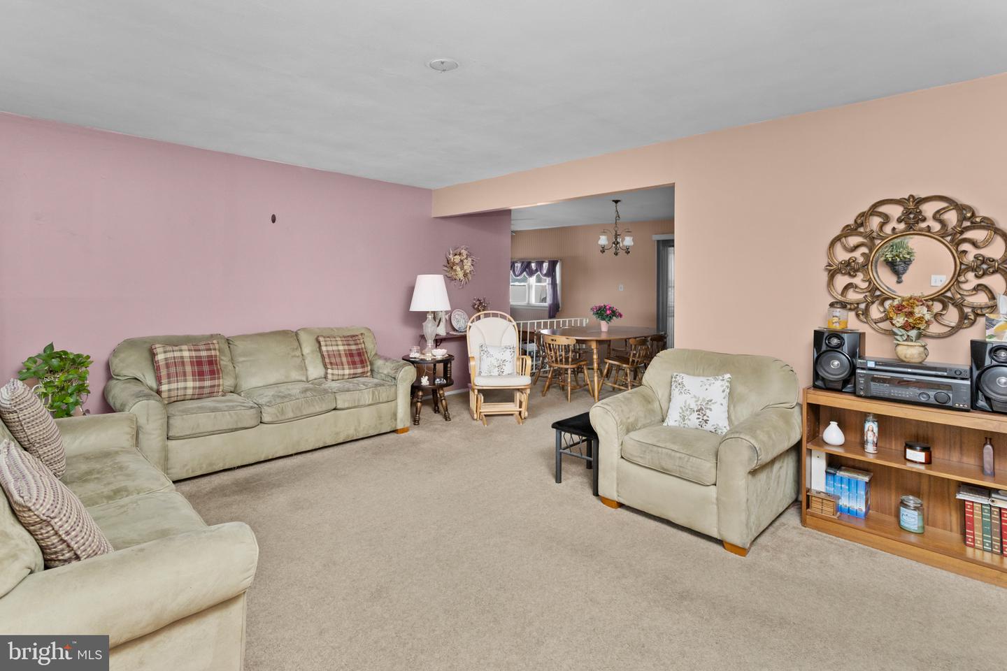 28 Dan Rd Property Photo 6