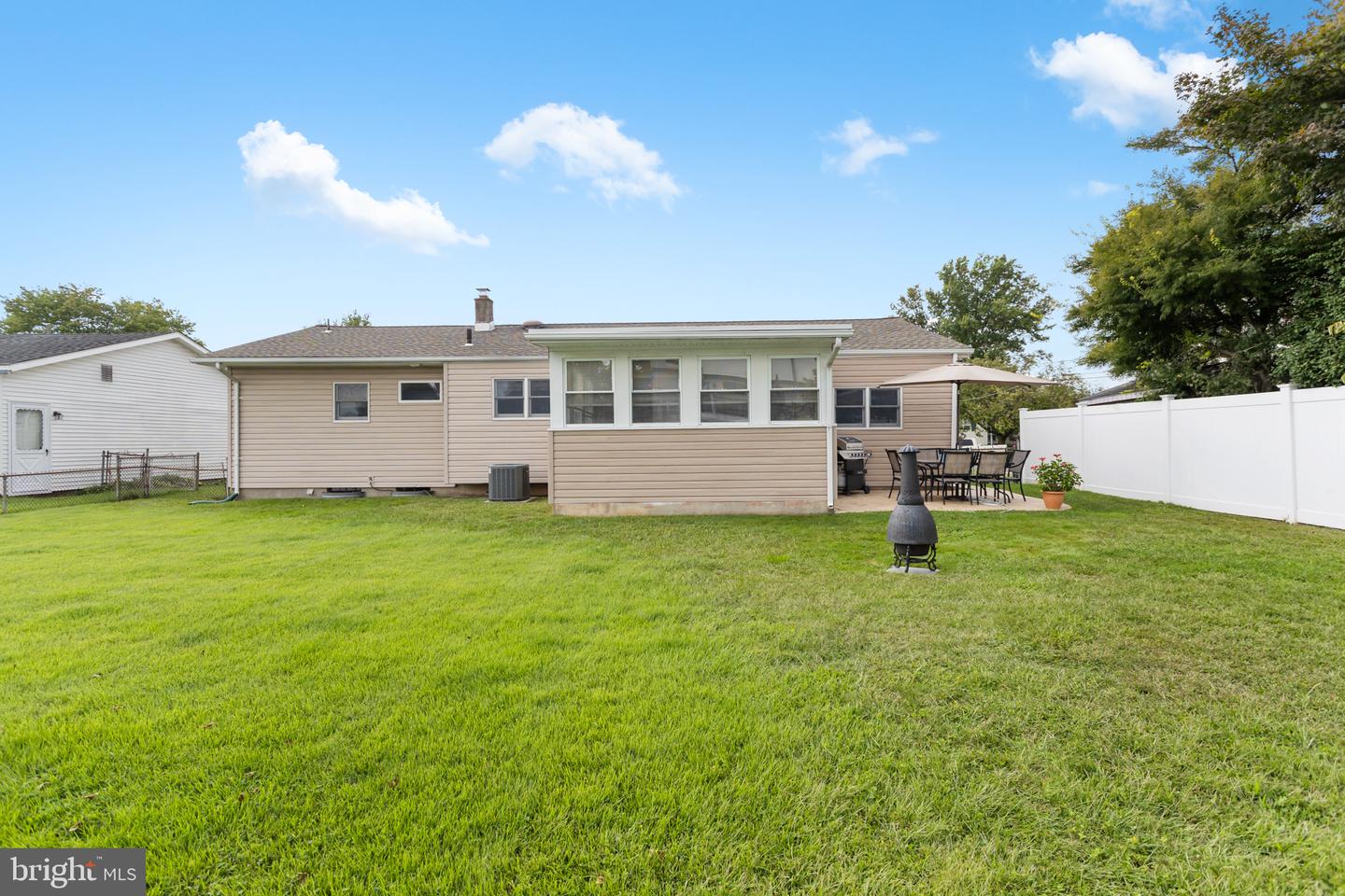 28 Dan Rd Property Photo 19