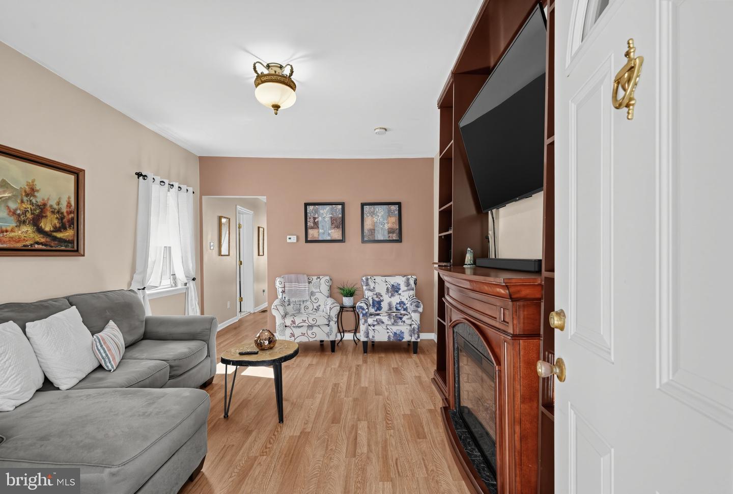 5 Evans Ave Property Photo 15