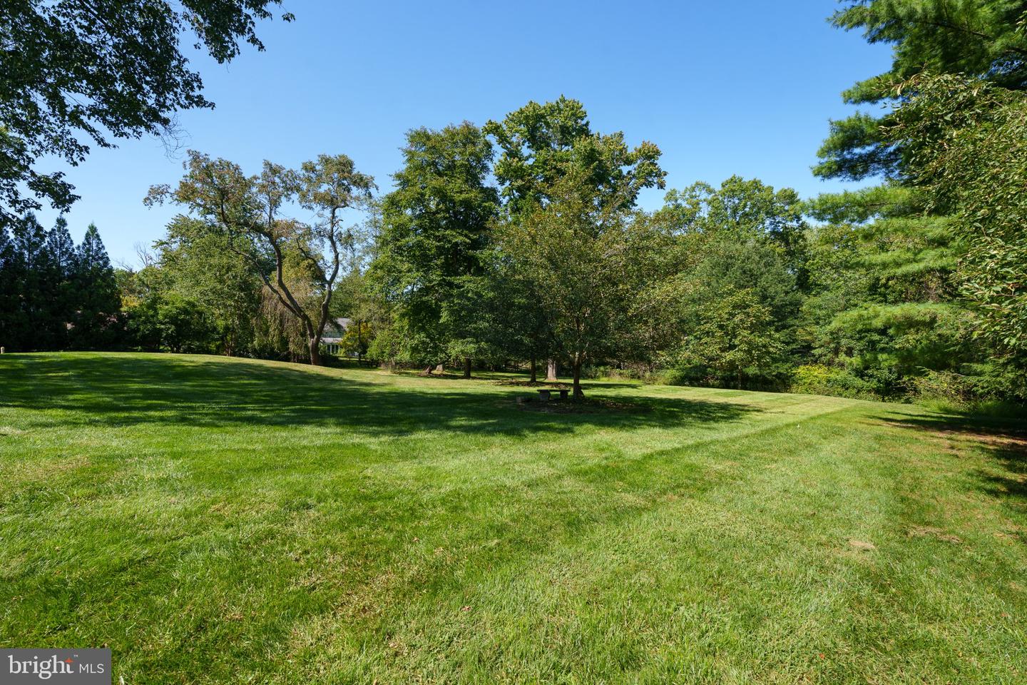 19 Maple Ln Property Photo 36
