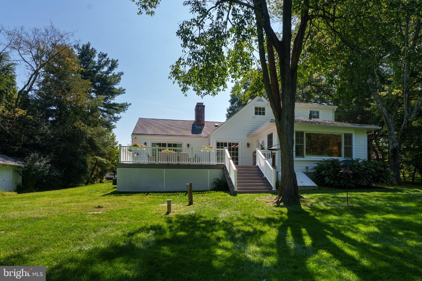 19 Maple Ln Property Photo 38