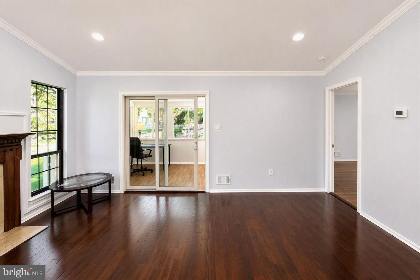 142 Tynemouth Ct Property Photo 14
