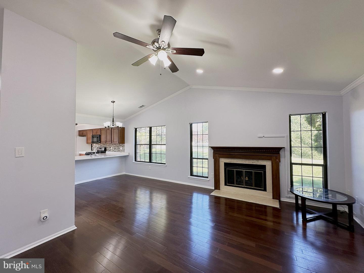 142 Tynemouth Ct Property Photo 15