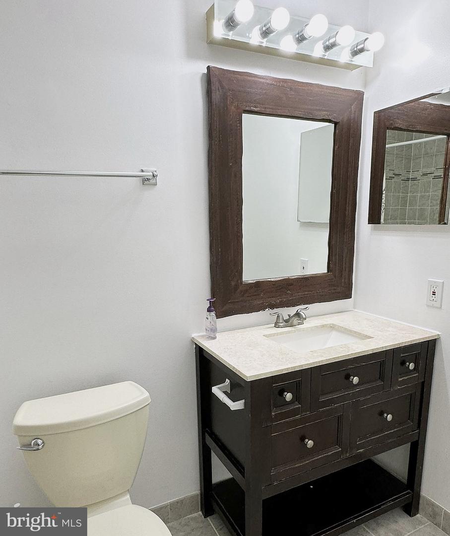 142 Tynemouth Ct Property Photo 30