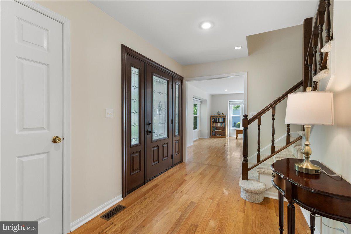 3 Cartwright Dr W Property Photo 3