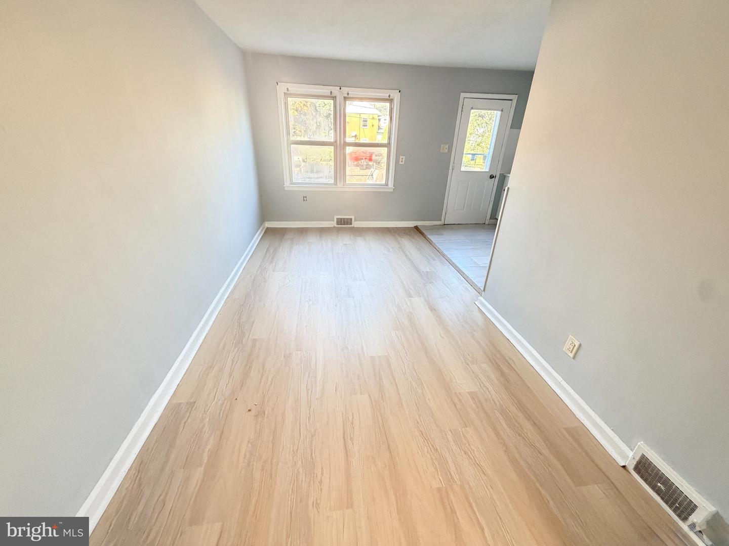 238 S Walter Ave Property Photo 5