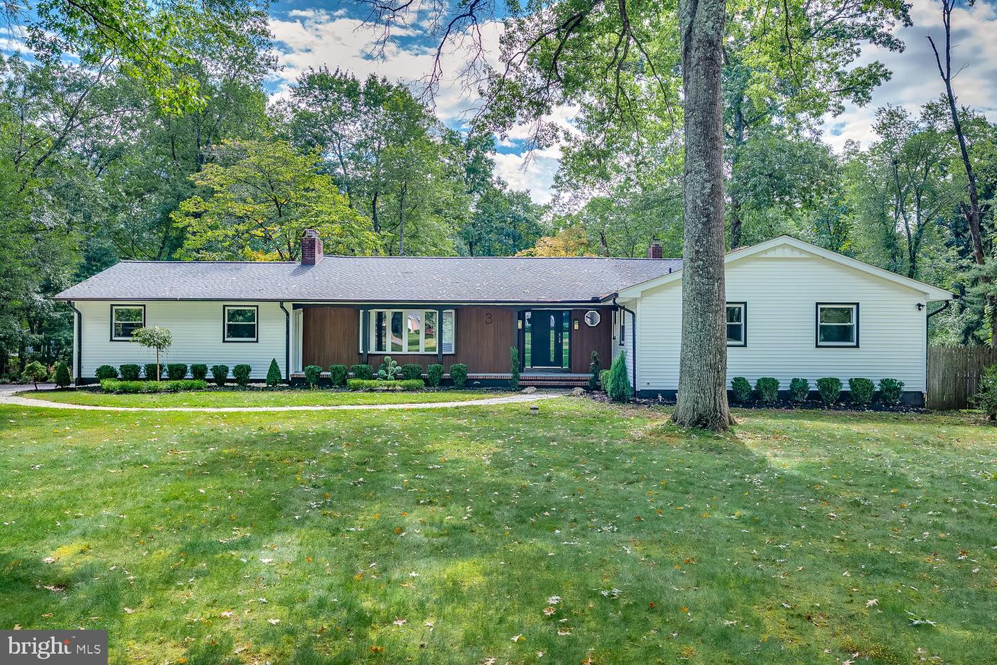 3 Honey Brook Dr Property Photo 3