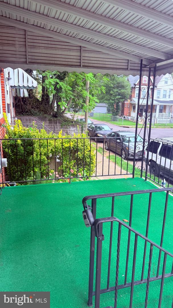 1304 Edgewood Ave Property Photo 3