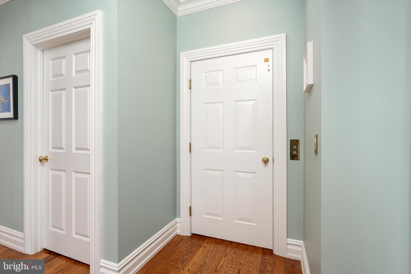 8 Benson Ln Property Photo 23