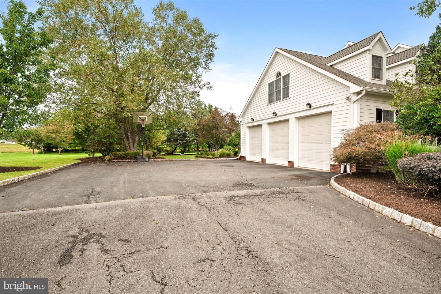 8 Benson Ln Property Photo 84