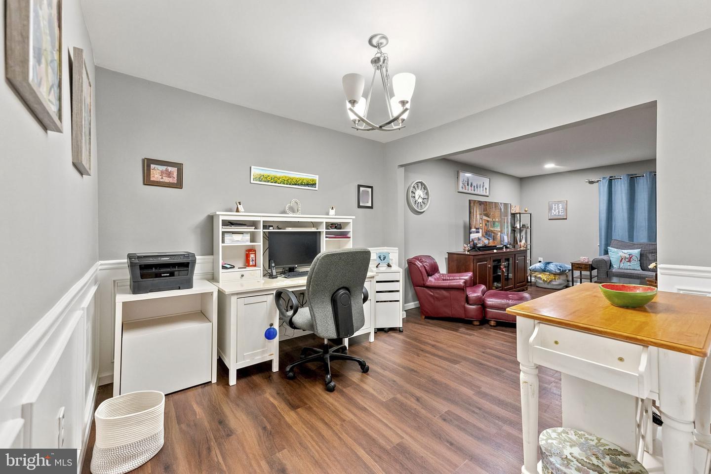 6 Devonshire Ct Property Photo 7