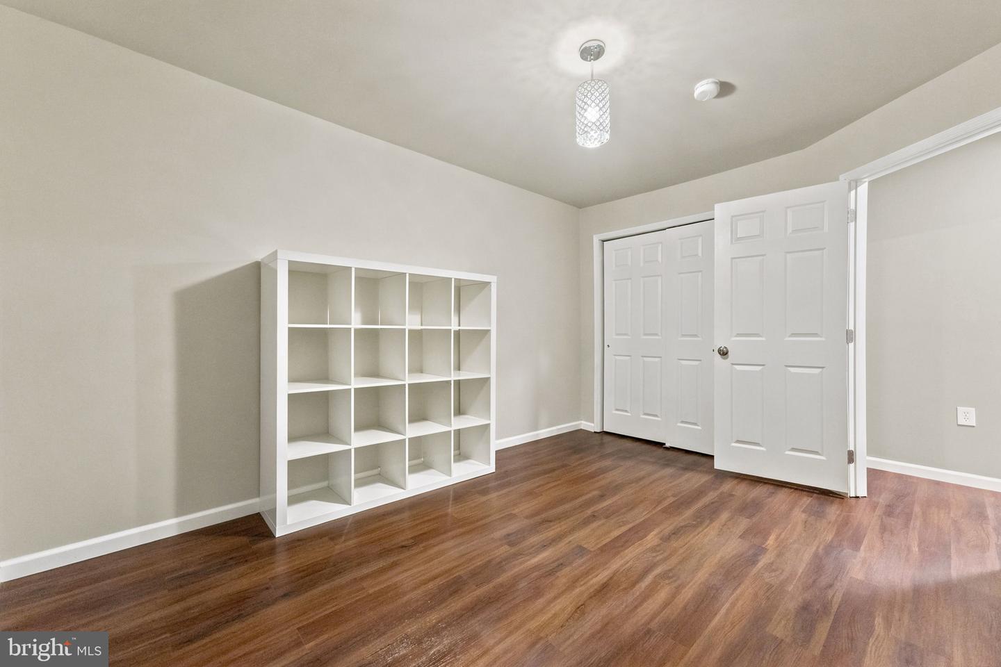 6 Devonshire Ct Property Photo 28