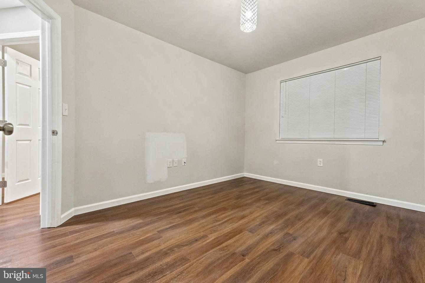 6 Devonshire Ct Property Photo 29