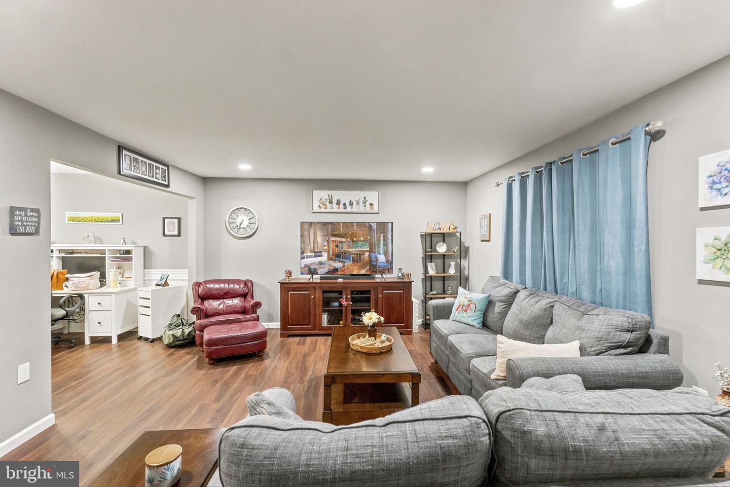6 Devonshire Ct Property Photo 31