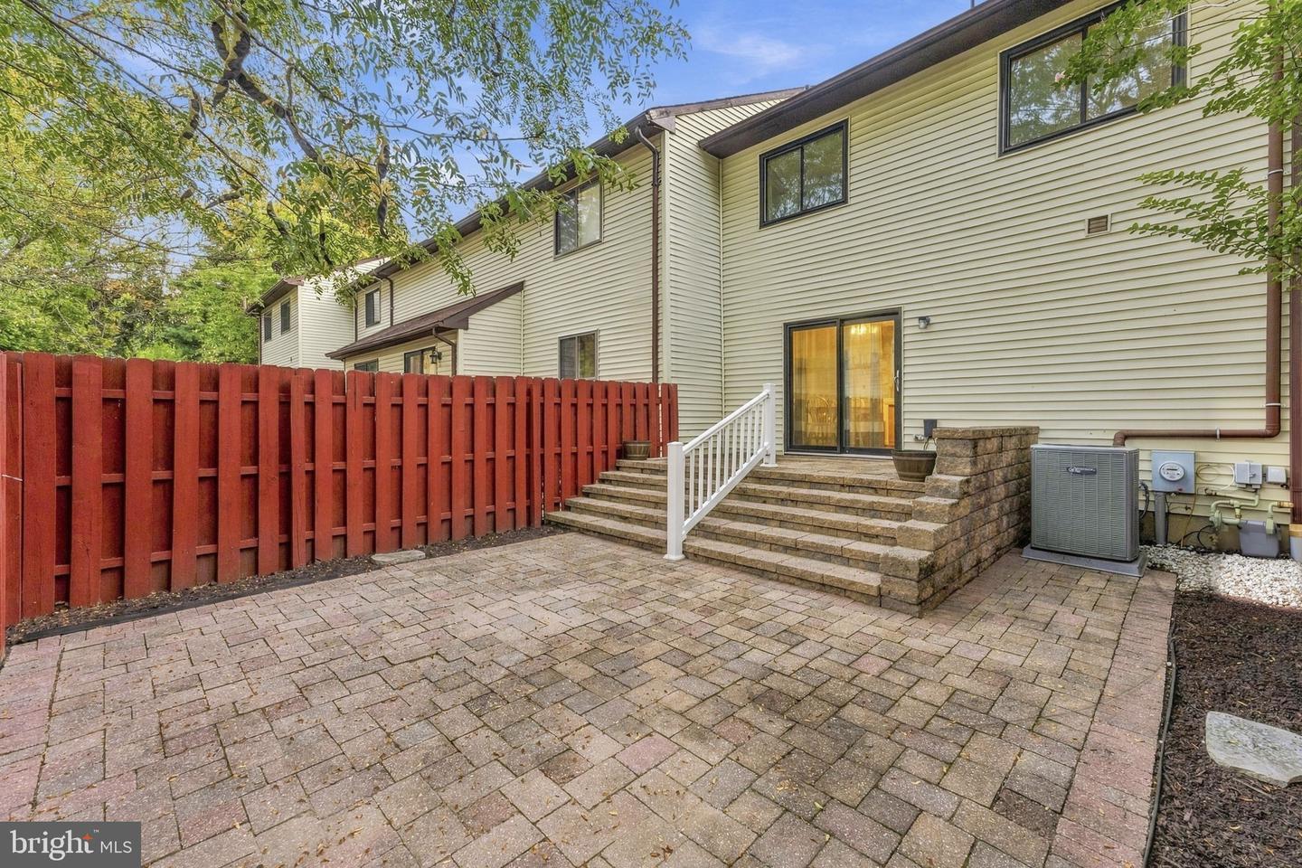 6 Devonshire Ct Property Photo 32