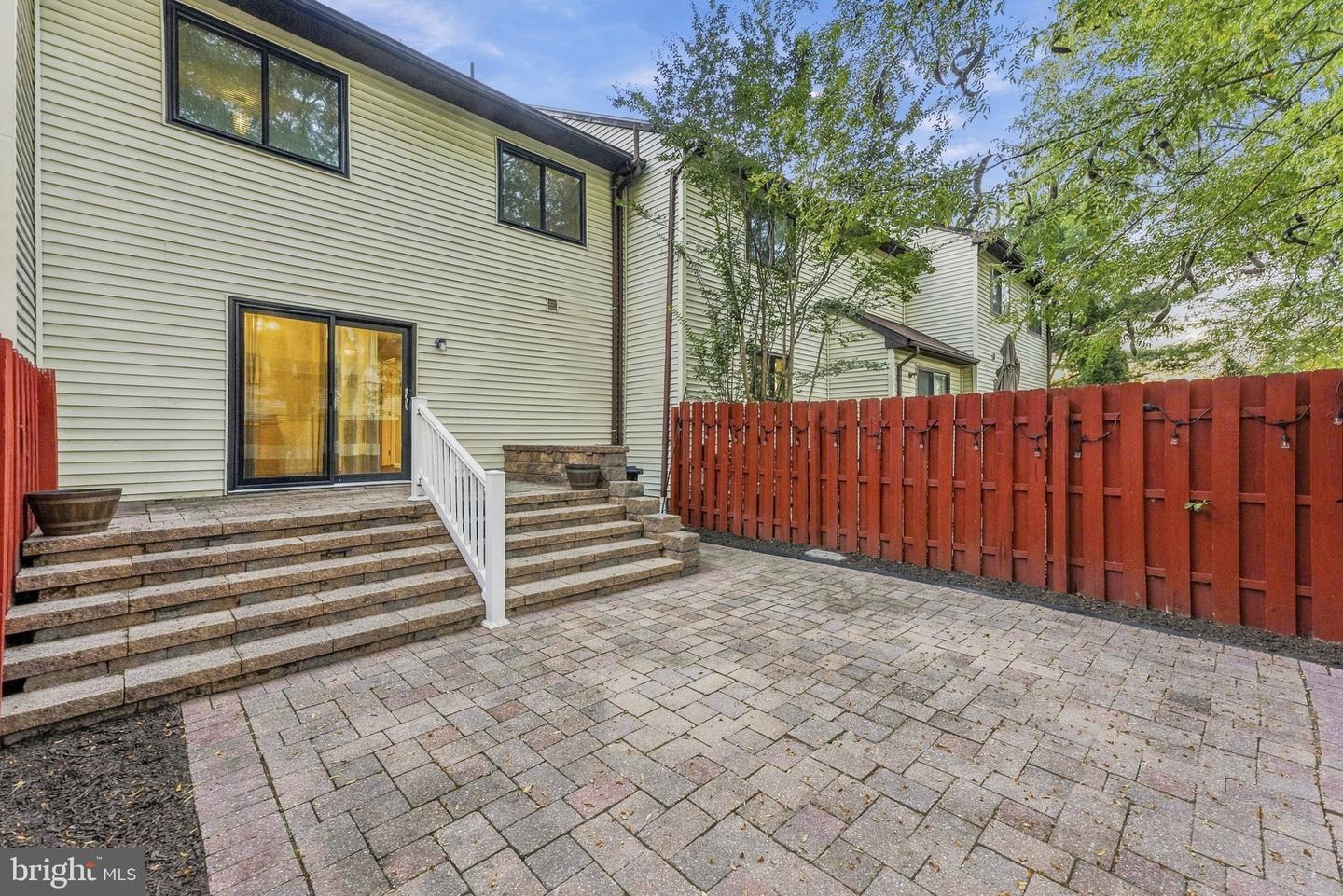 6 Devonshire Ct Property Photo 34