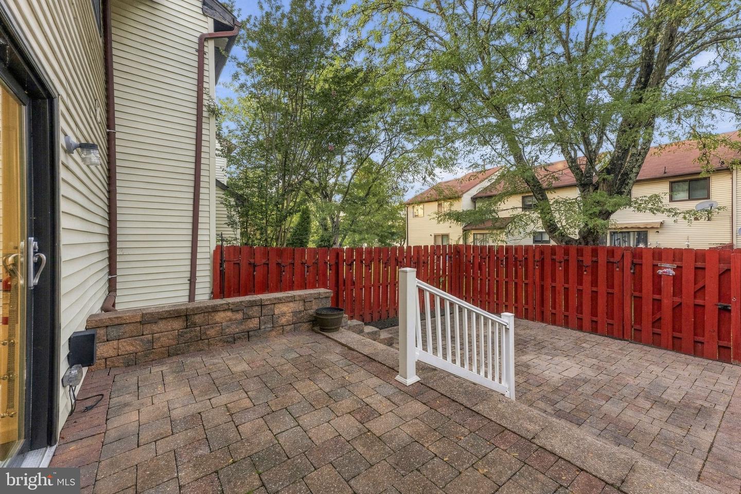 6 Devonshire Ct Property Photo 35