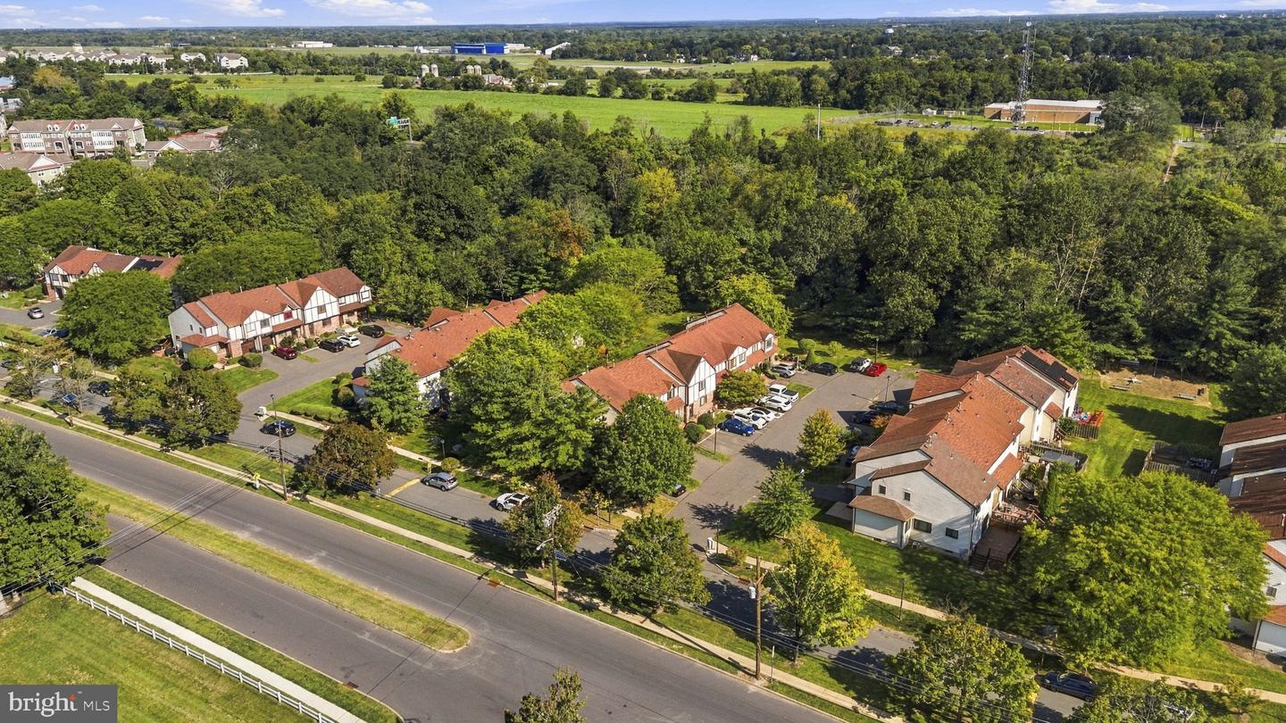 6 Devonshire Ct Property Photo 42