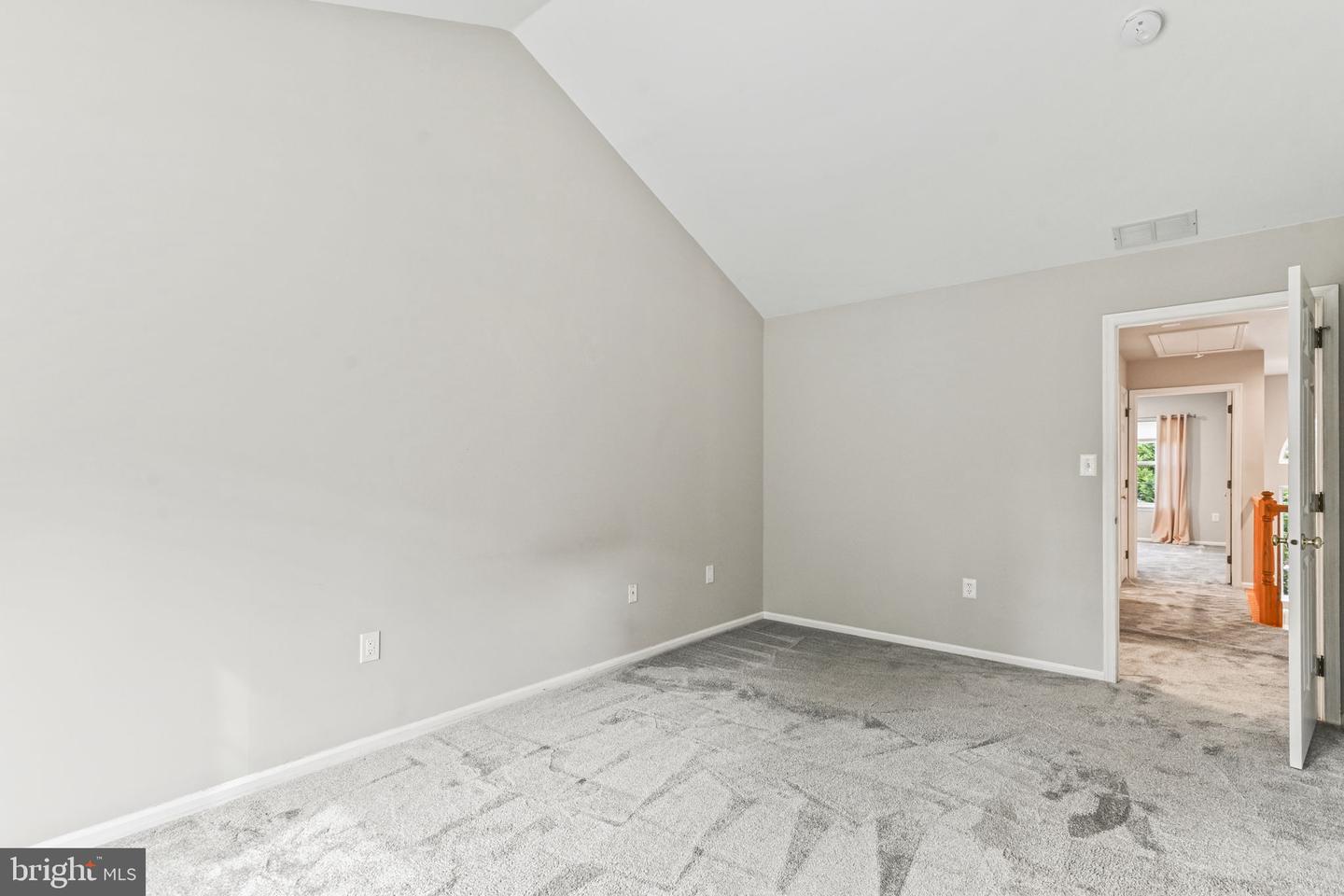 14 Hilton Ct Property Photo 18