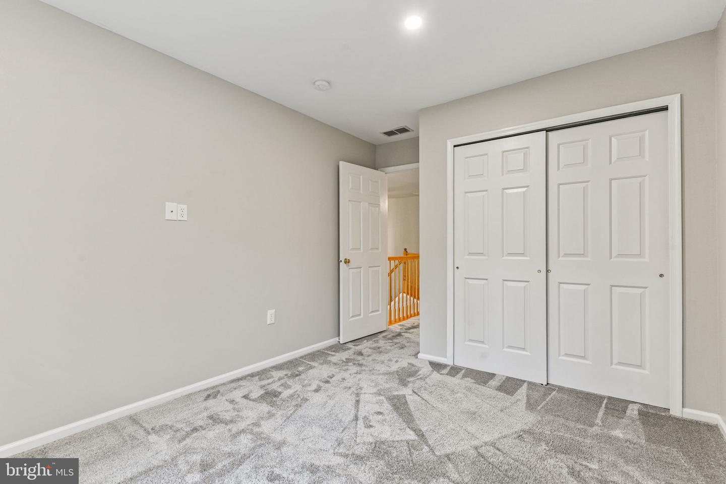 14 Hilton Ct Property Photo 28