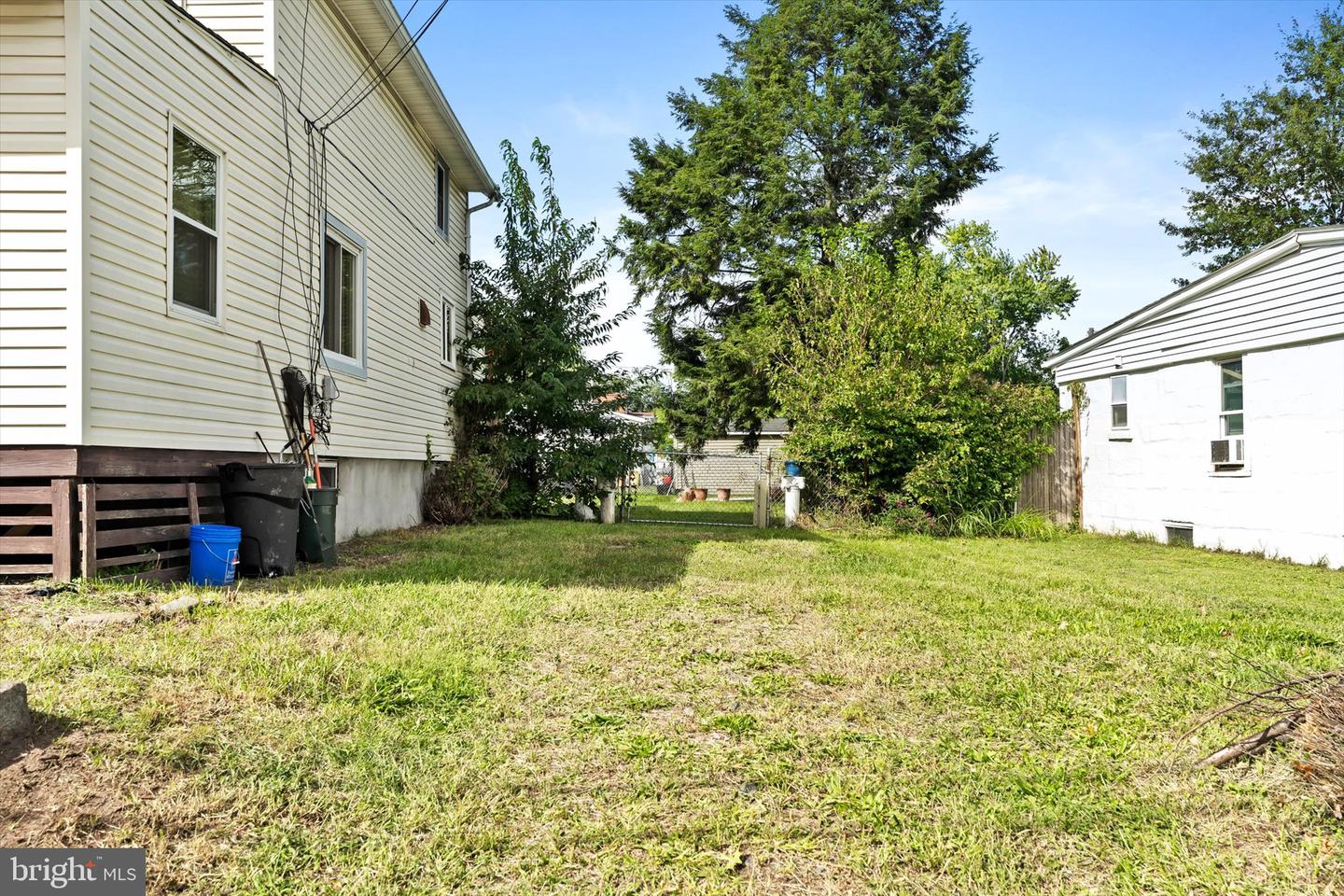 44 Hutchins Ave Property Photo 3