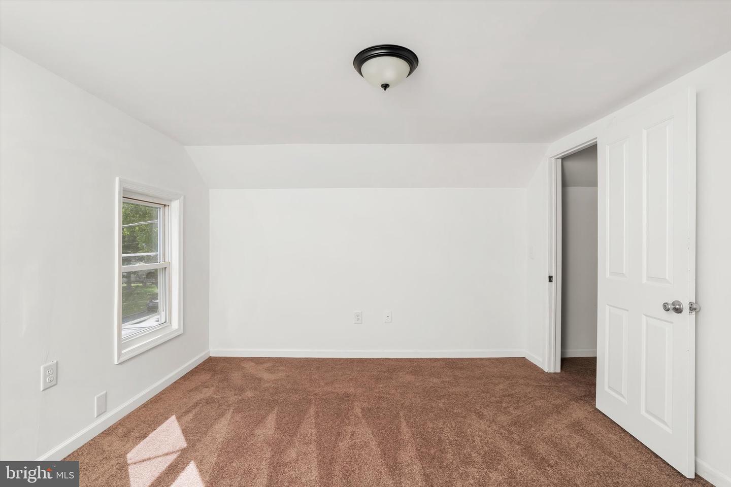 44 Hutchins Ave Property Photo 17