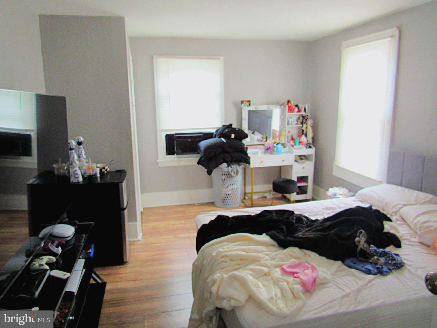 34 W End Ave Property Photo 16