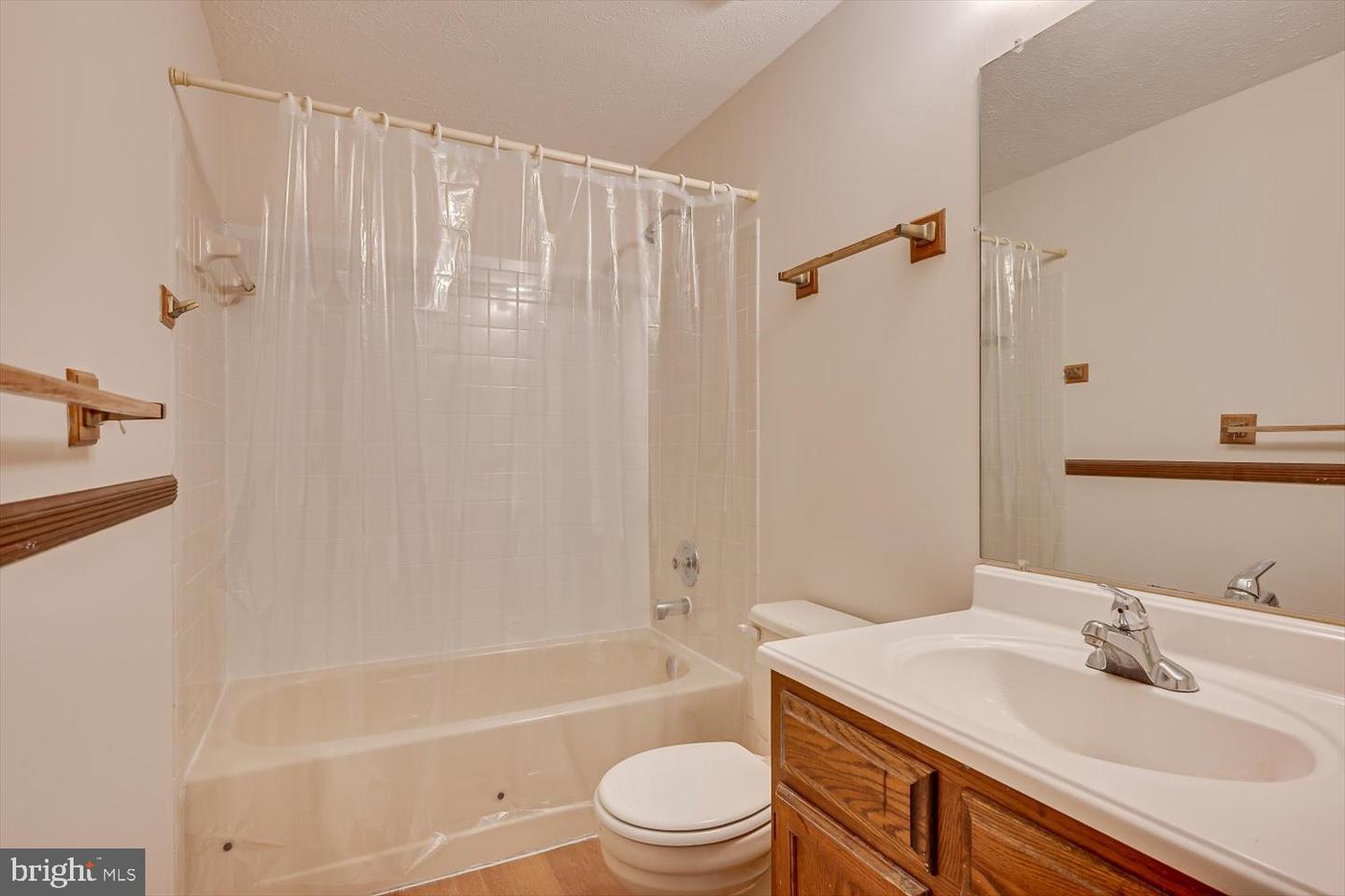12 S Hill Dr S Property Photo 20