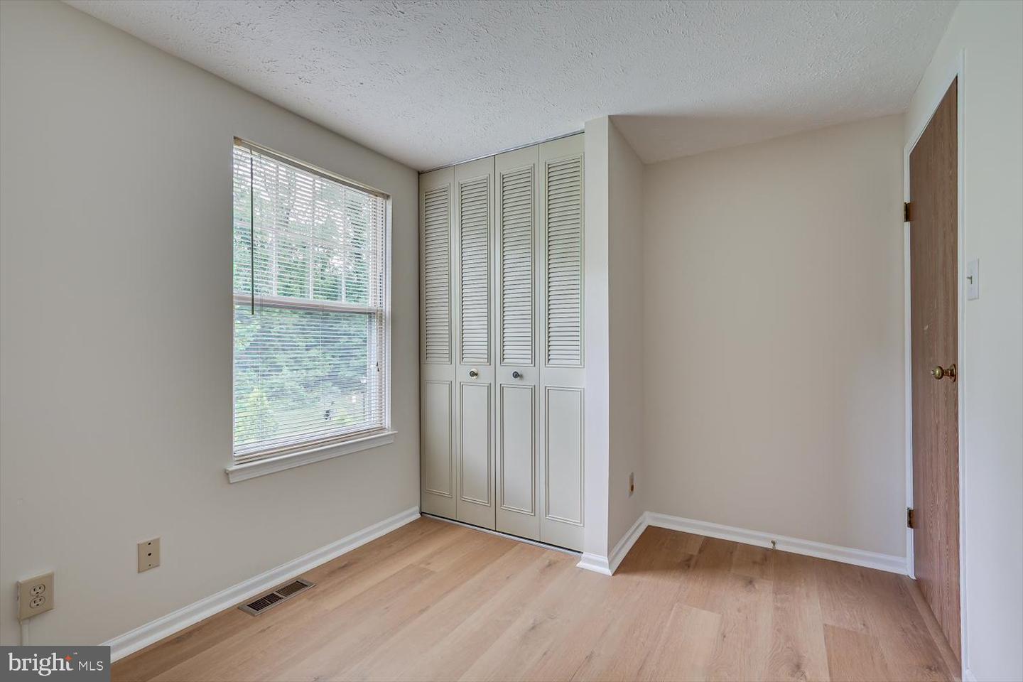 12 S Hill Dr S Property Photo 26