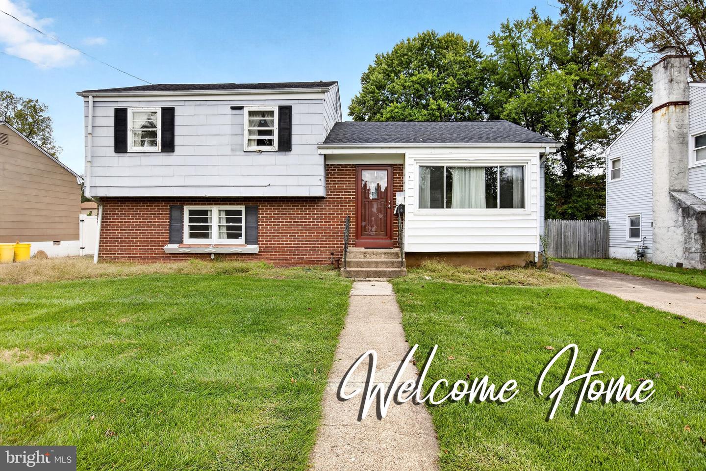 6 Wickford Ave Property Photo 1
