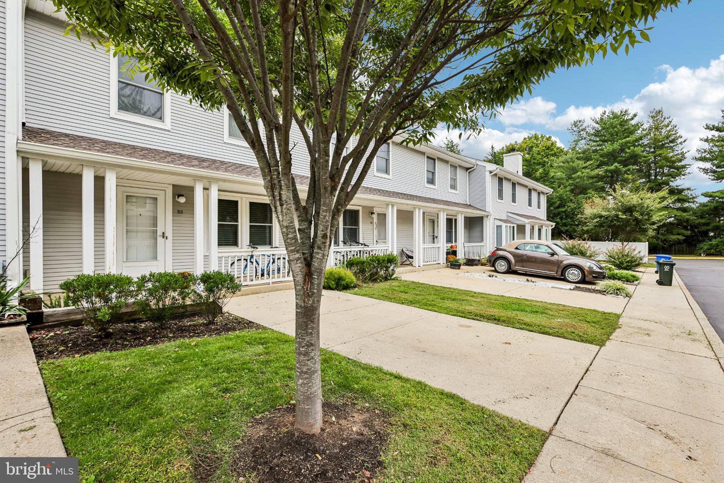 53 David Brearley Ct Property Photo 2