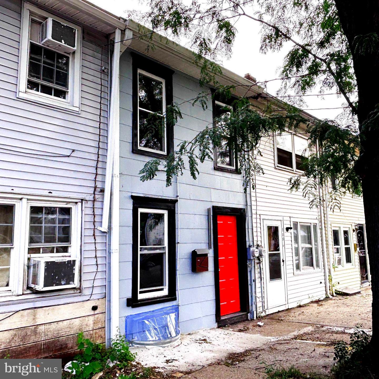 106 WILLIAM ST Property Photo 1
