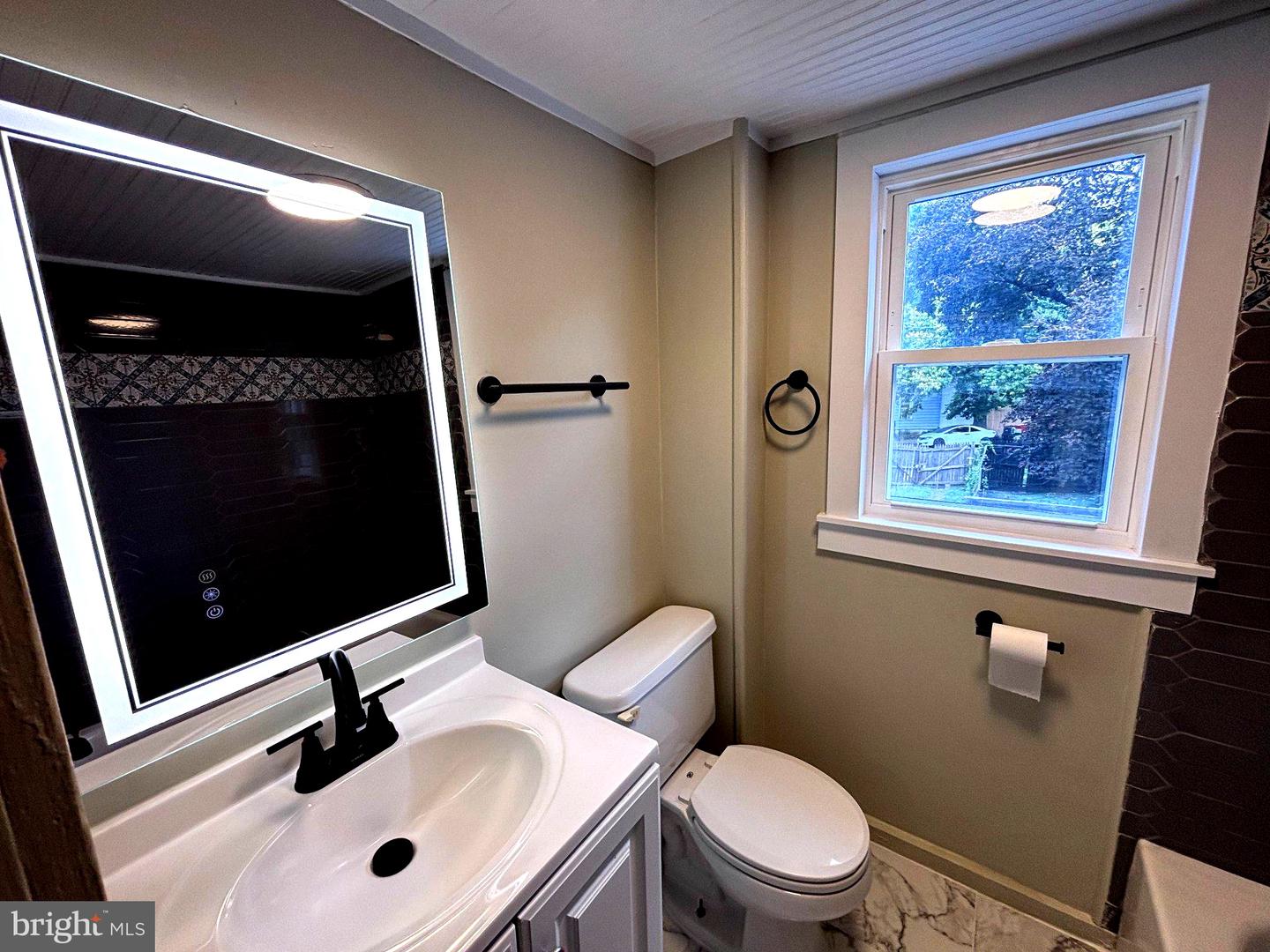 106 William St Property Photo 9