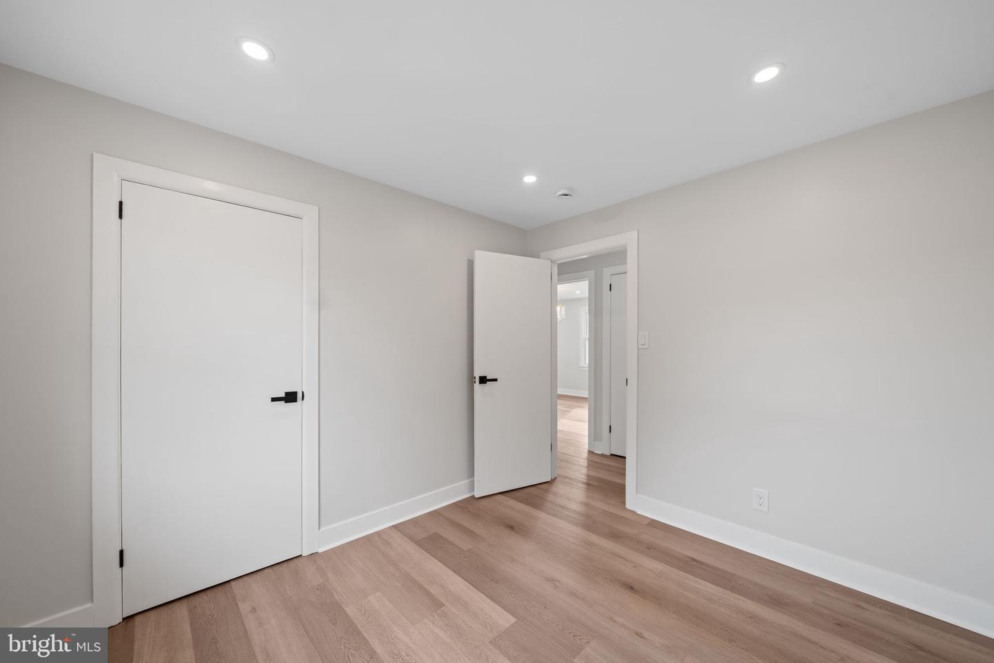 1381 Deutz Ave Property Photo 19