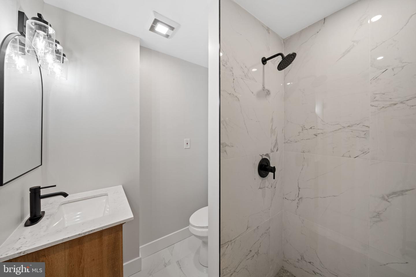 1381 Deutz Ave Property Photo 24
