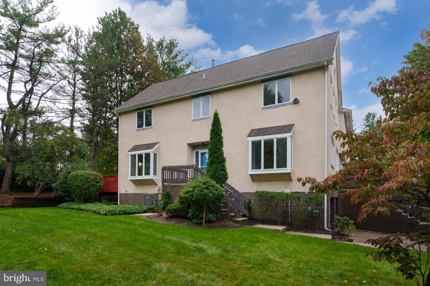 21 EXETER CT Property Photo 1