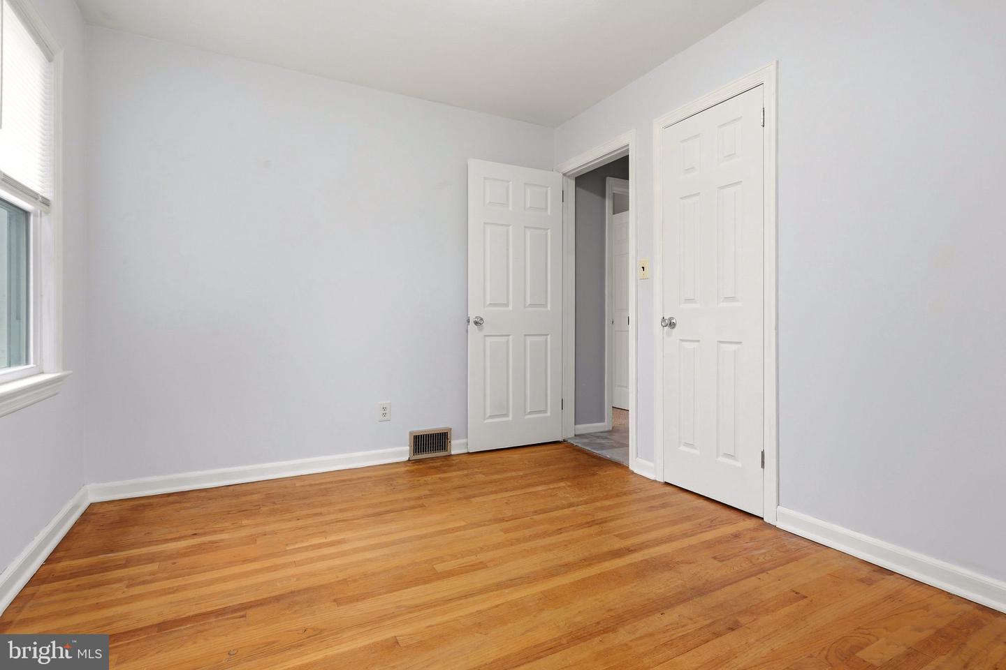 23 Middleton Dr Property Photo 13